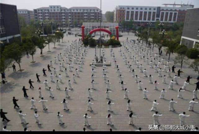 邯郸学院和cba哪个好(邯郸学院是一所什么档次的大学呢？)