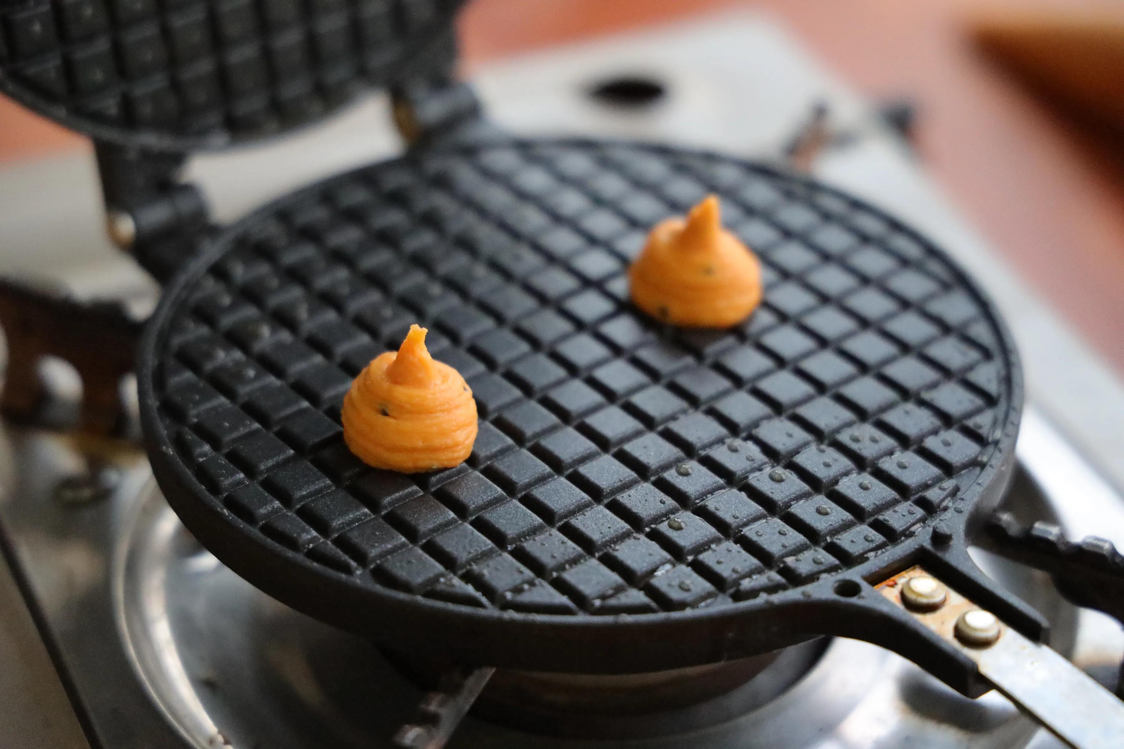 红薯别烤了，做成小零食，咬一口嘎嘣脆，不用油炸，比薯片还好吃