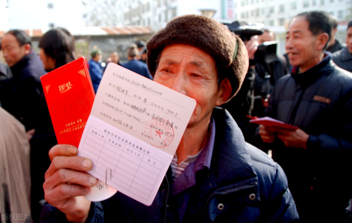 2021年：農民养老迎来3个好消息！养老金上调，農民能领多少钱？