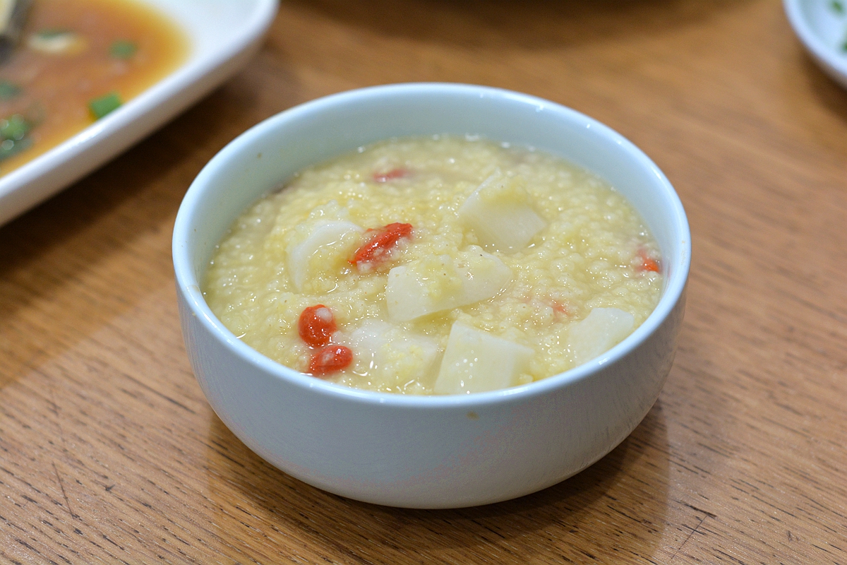 【小米山药枸杞粥】