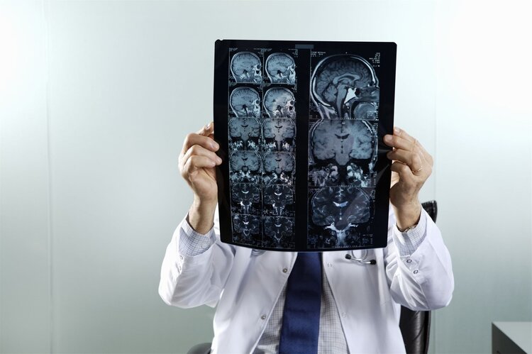 肺癌一查就是晚期？其实身体曾给你5次“暗示”，只是被你忽略了