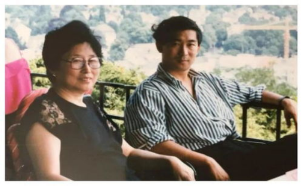 中国物理天才冯奚乔，17岁上北大，26岁成为博士，35岁为情自杀