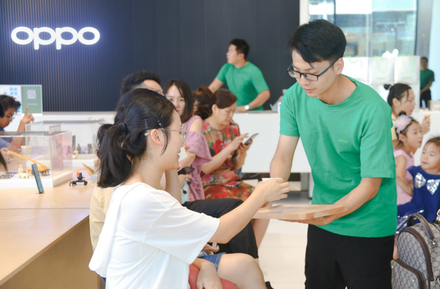 6月国内手机品牌忠诚度排名来了！苹果退居二线，OPPO成最大赢家