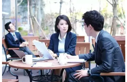 金融类专业学哪个好？毕业生就业有前景，这4个吃香的专业别错过