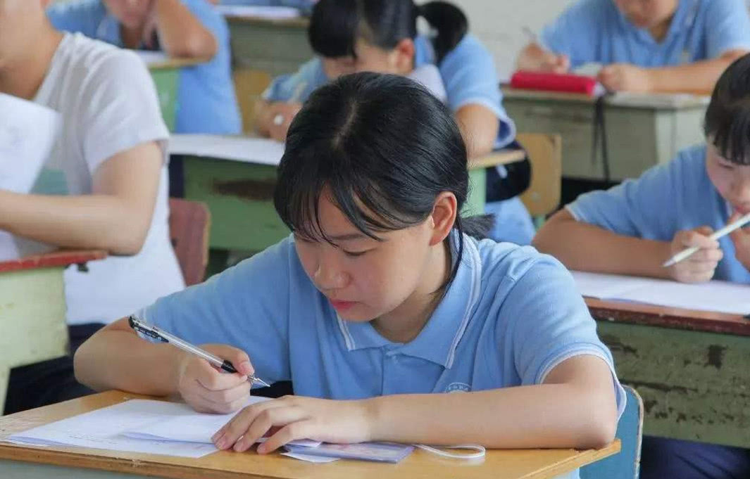 激动到哭！高考成绩638分，比平时成绩高出58分