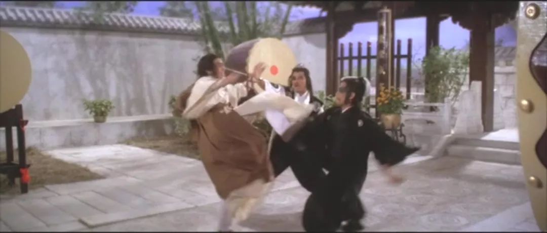 人物多，死得快，1983年这版《天蚕变》，却是武侠片不可复制奇迹