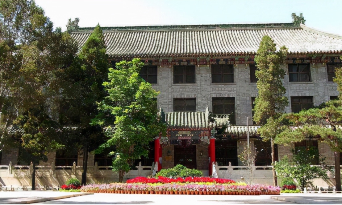 医学院“四大天王”排名更新，榜首实至名归，其它三所存争议