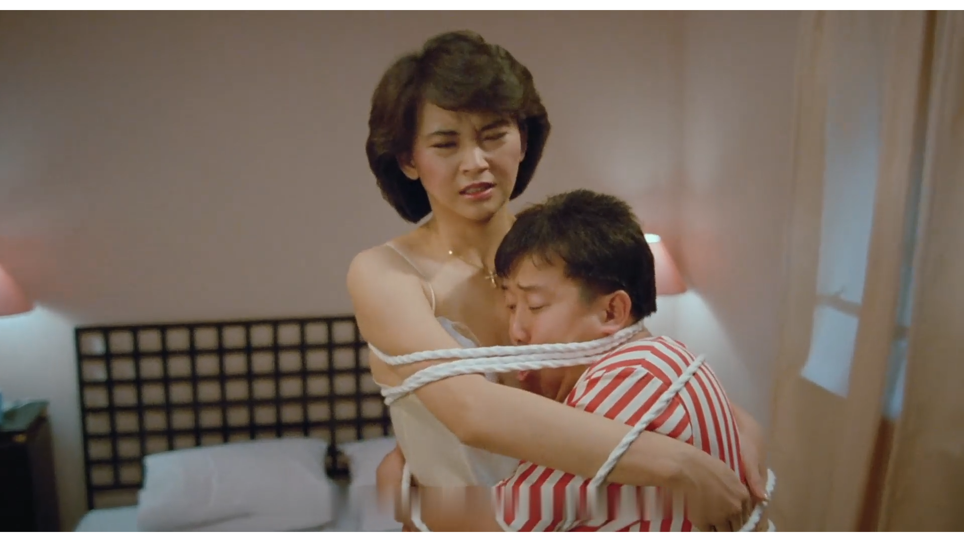 五福星占过多少女星便宜,钟楚红湿身出镜,胡慧中关之琳牺牲太大