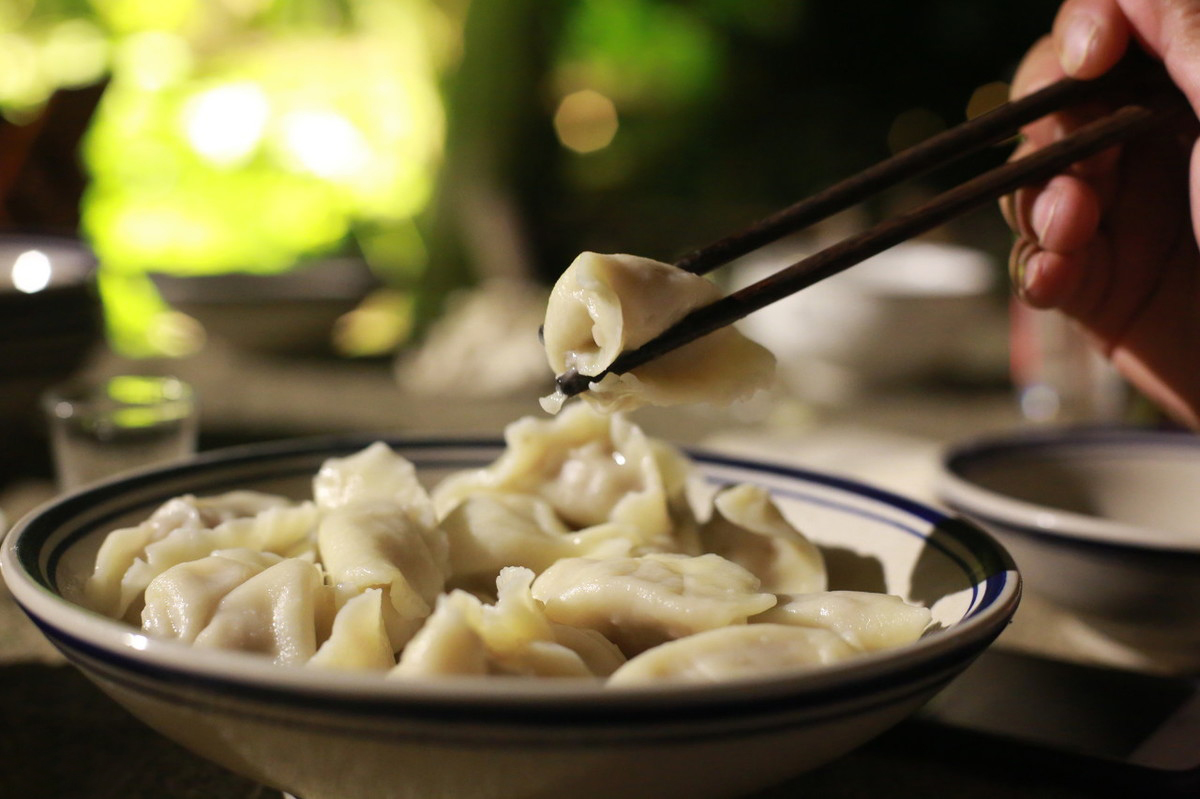 煮餃子怎麼煮(煮餃子的正確方法)