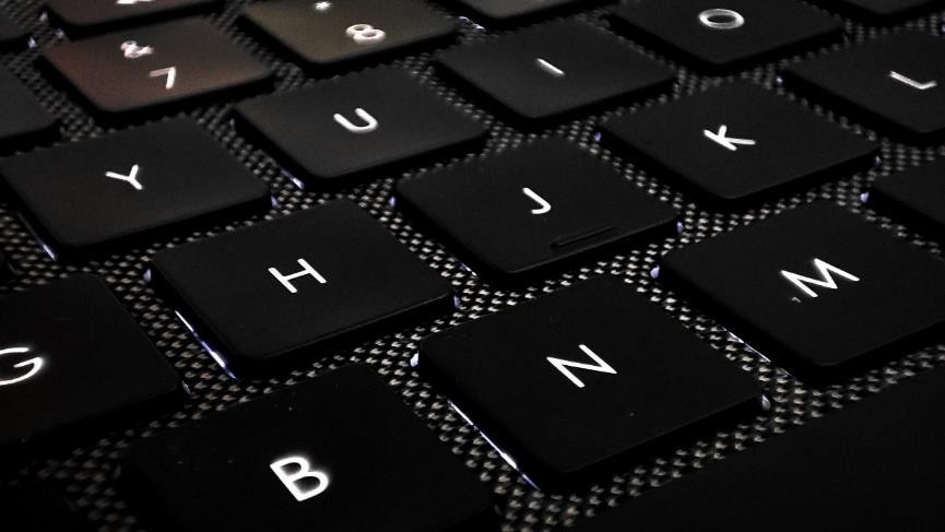 你的iPad该升级了，买后爱奇艺？罗技键笔套件让它拥有生产力