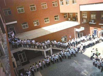 考生大地震！全国一卷理科遍地600分，考生哭诉：全完了