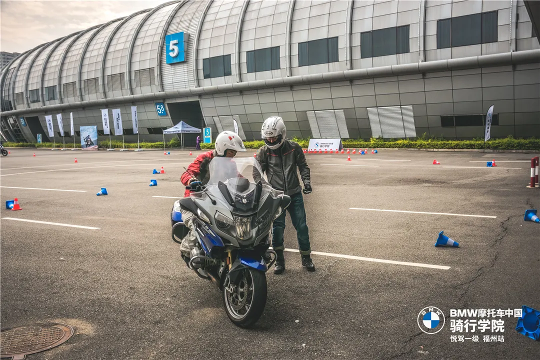 宝马摩托车骑行学院悦驾一级培训之福州站花絮