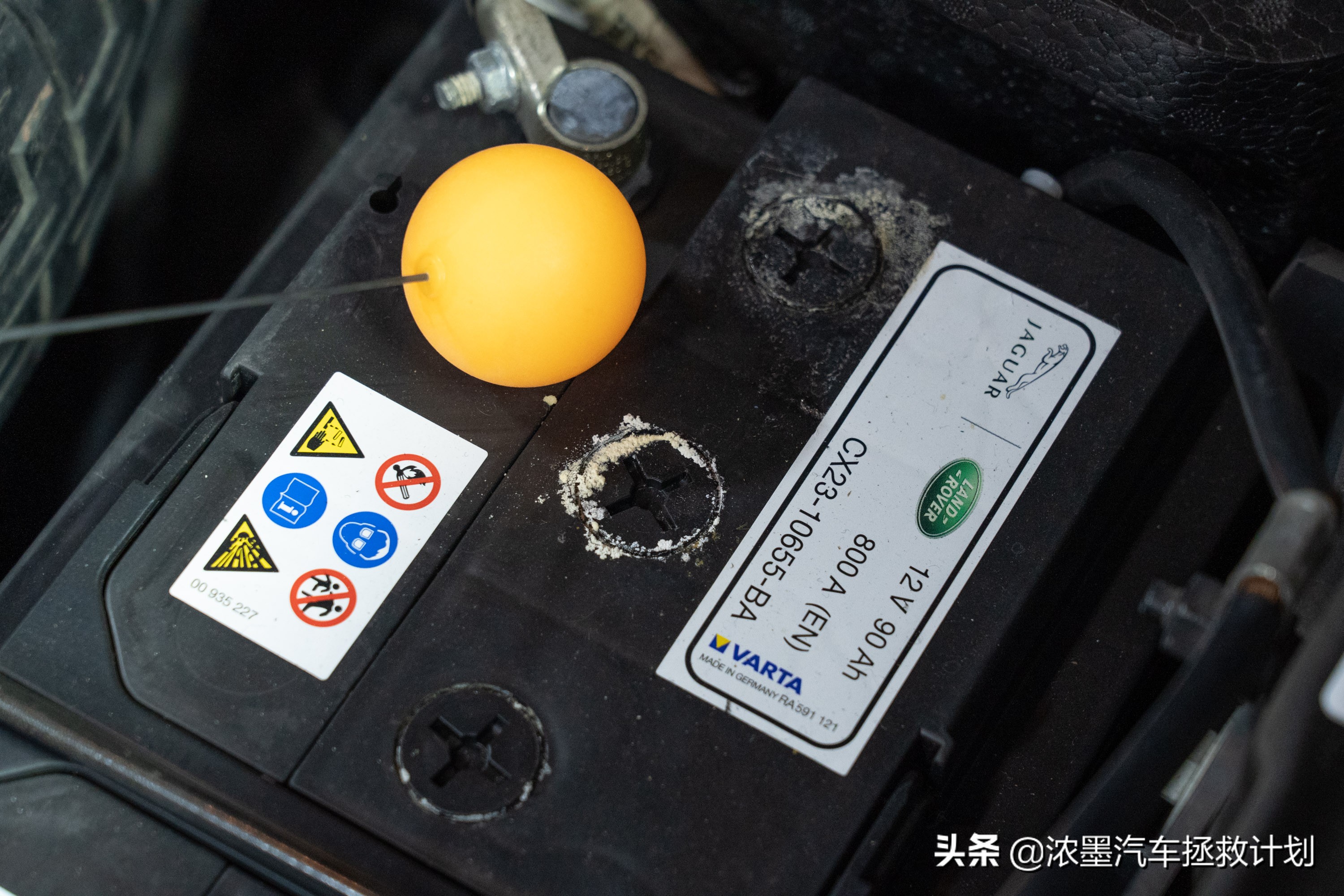 「从容耀眼」整备一台十三年前的捷豹XJ，演绎优雅与动感自然结合