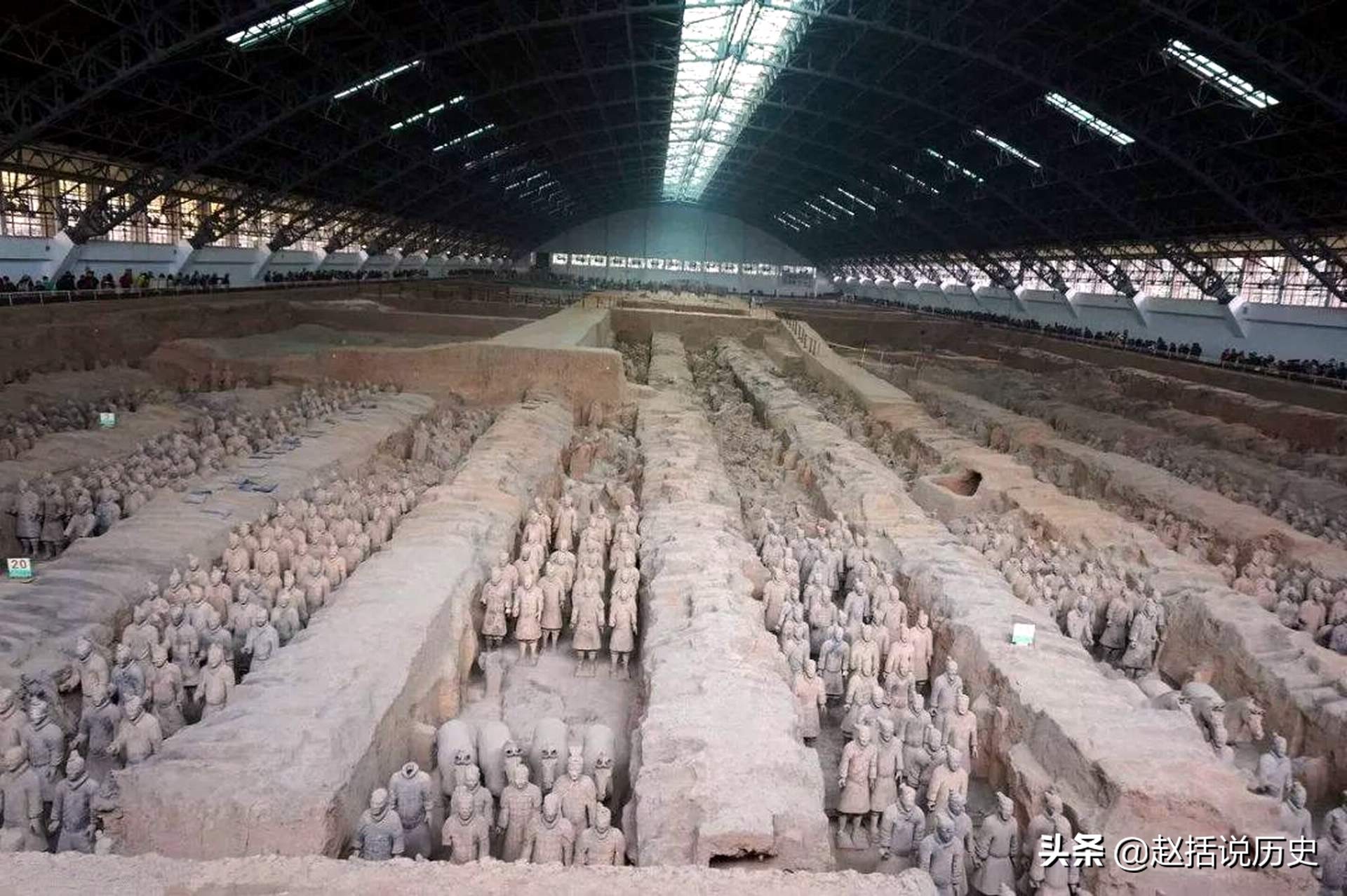 沉睡的兵马俑和秦始皇陵,到底想告诉我们什么?