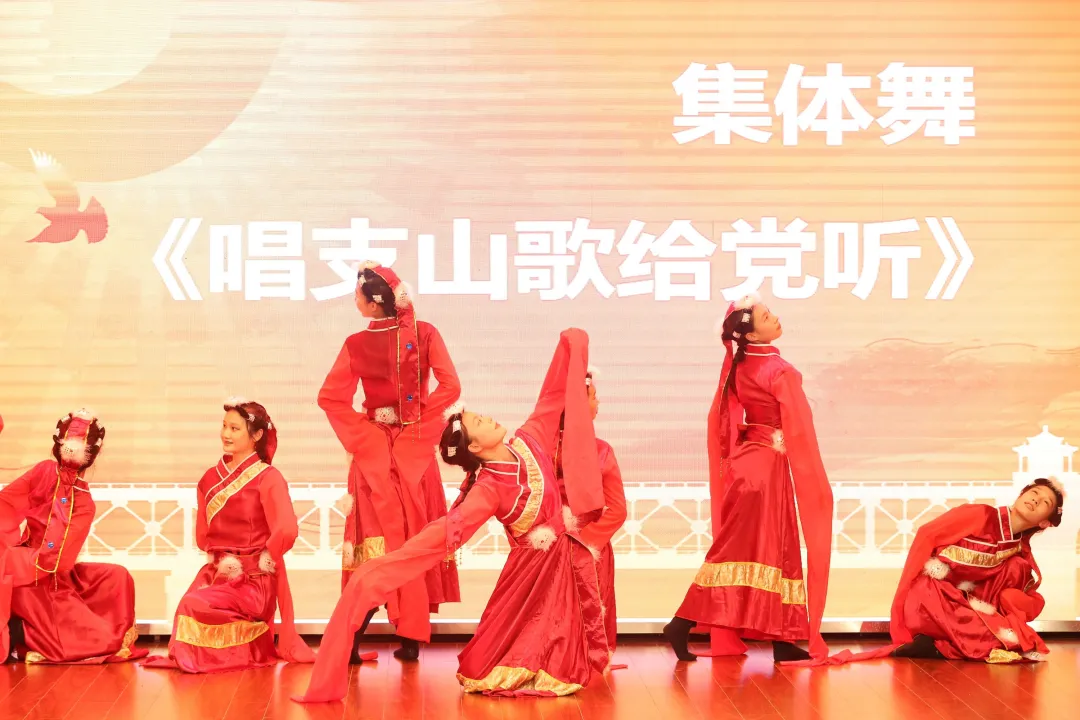 武汉情智学校打造红色阵地 弦歌赓续薪火相传