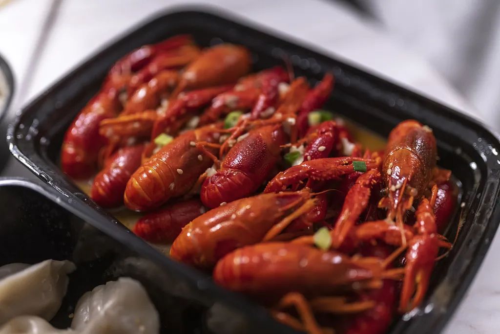 长期点外卖，塑料盒会对人体有害吗