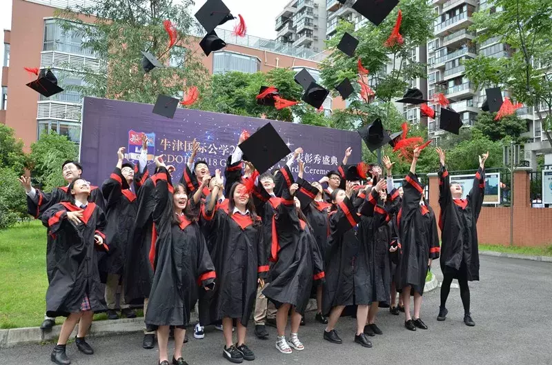 牛津国际公学---一所纯英式教育寄宿制国际学校