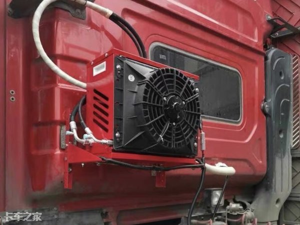 夏天驾驶室里必备3种消暑“神器”，卡友：卡车原厂标配这么难？