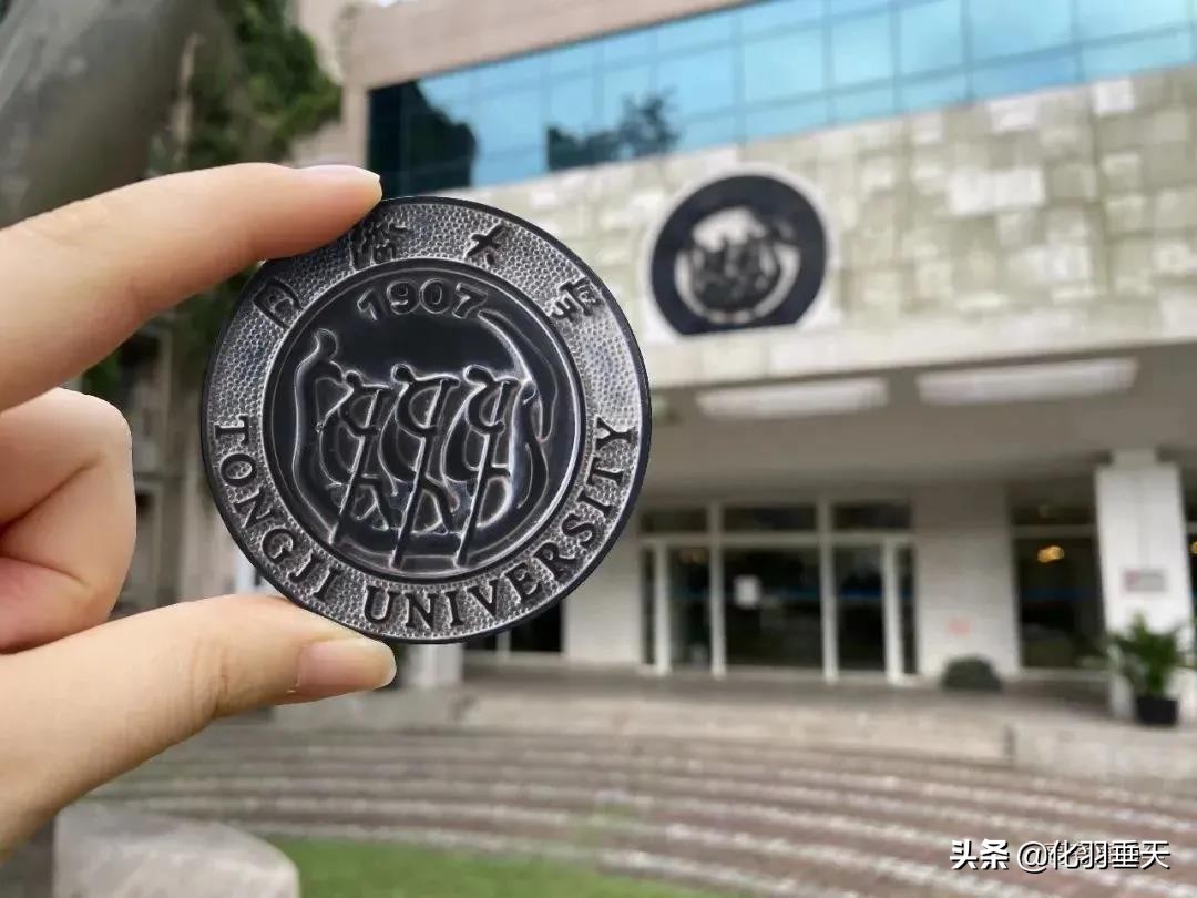 2021“神仙打架”——北大、清华等高校绝美录取通知书欣赏