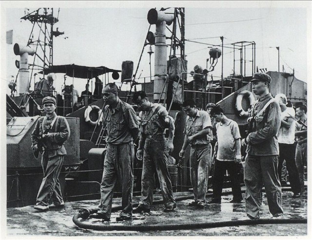 ���ũ����2��Ů��²��Ϊ��Ҫ�ŵ�����ѥ�ģ����Ļش���սʿ����