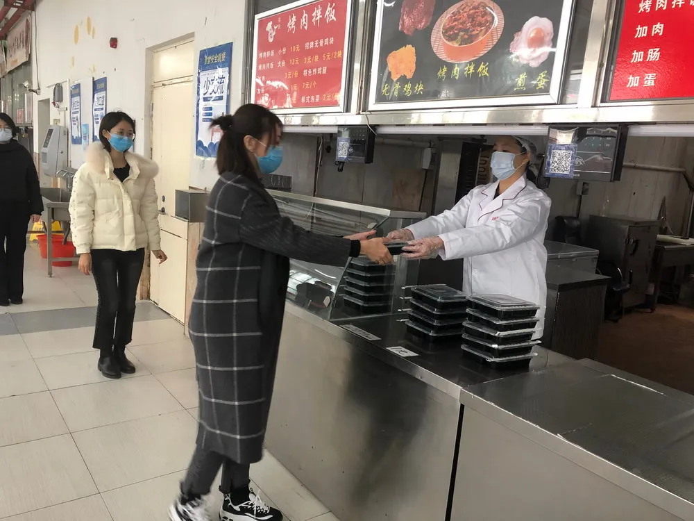 硬核“备战”开学 || 哈铁建学校举行疫情防控演练