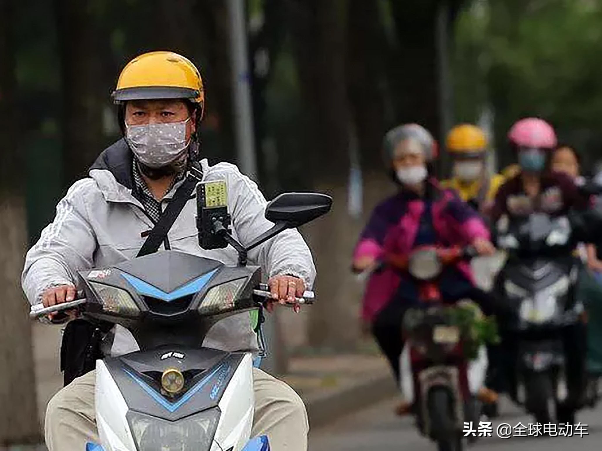 天冷电动车跑不远怎么办？别急着换电池，先用这5个方法来试试