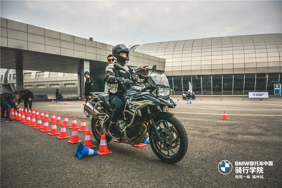 宝马摩托车骑行学院悦驾一级培训之福州站花絮