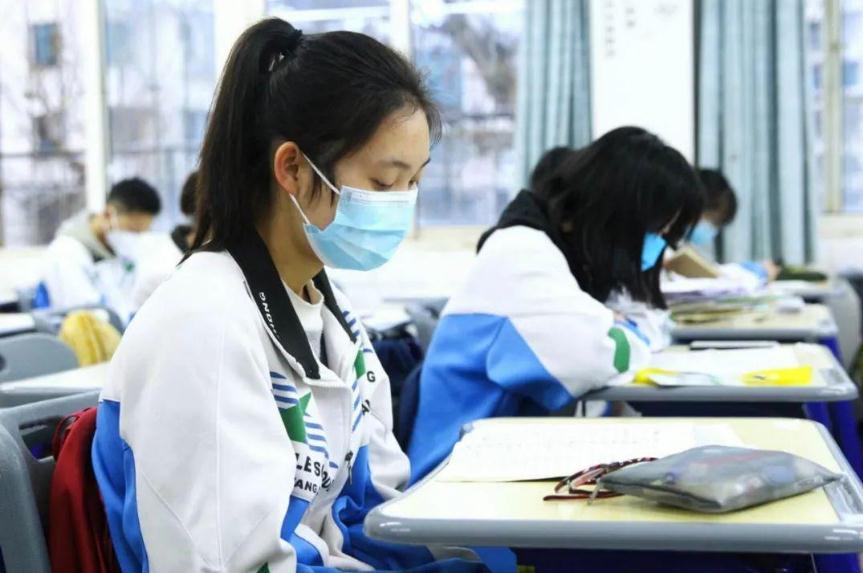 高考哪一分数段竞争最激烈？450分的考生，能上什么层次的大学？