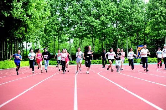 甘肃高铁学校初中没毕业可以上什么学校？