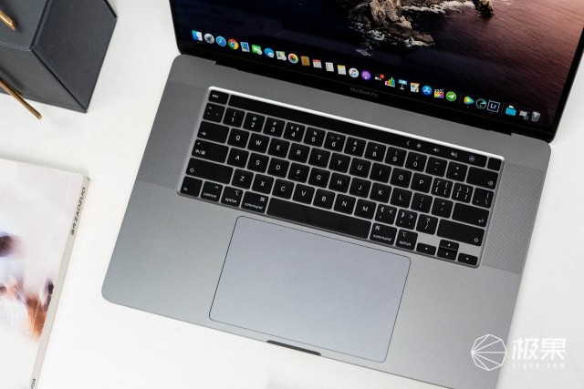 16-inch MacBook Pro Review: The strongest performance laptop in Apple