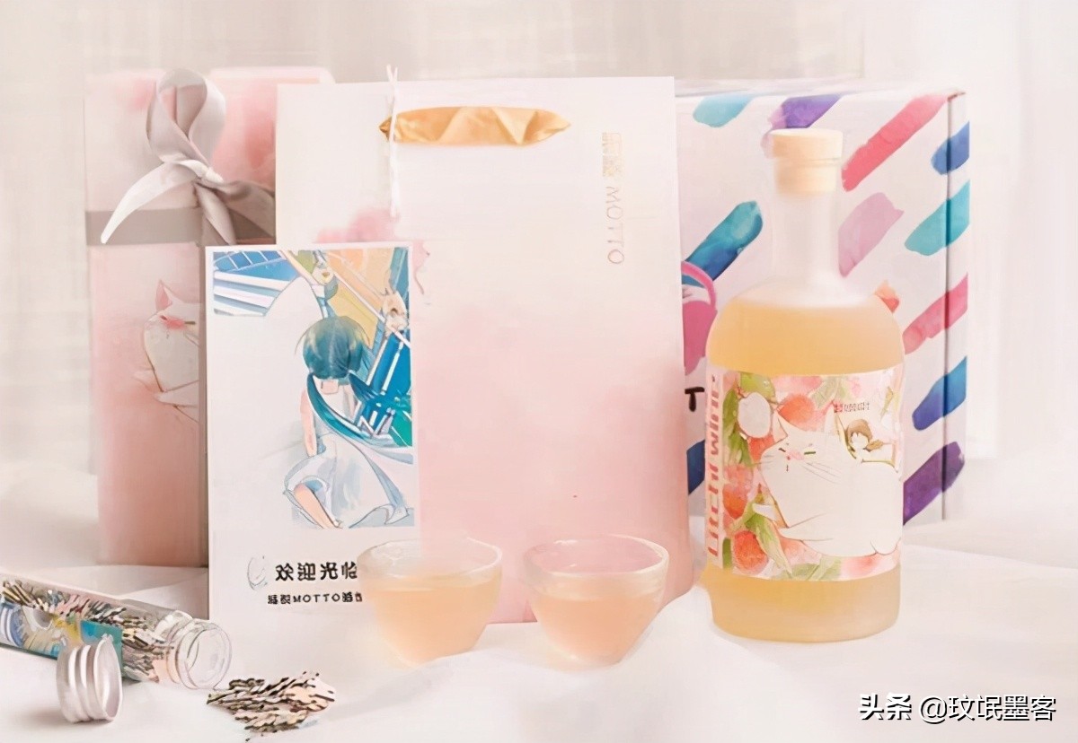 送女友的八大暖心礼物，实用又贴心的节日礼物推荐