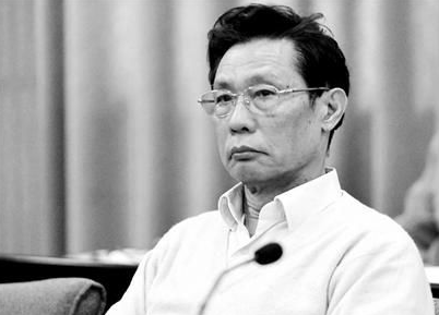 雷锋于8月15日因公殉职，年仅22岁