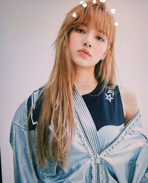 女团成员超精细档案lisa(blackpink)