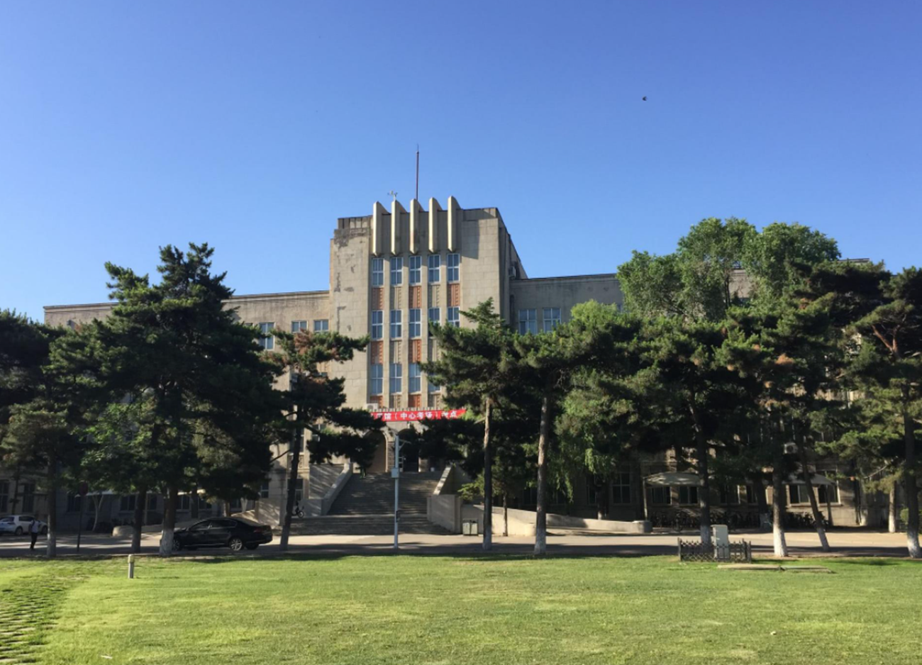 女儿辛苦考上985，家长却认为是野鸡大学，东北大学何至于此？