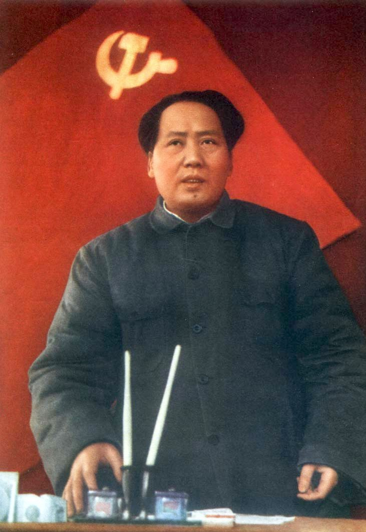 中央三次调陈龙保护毛主席，但都被他拒绝，这是为何？