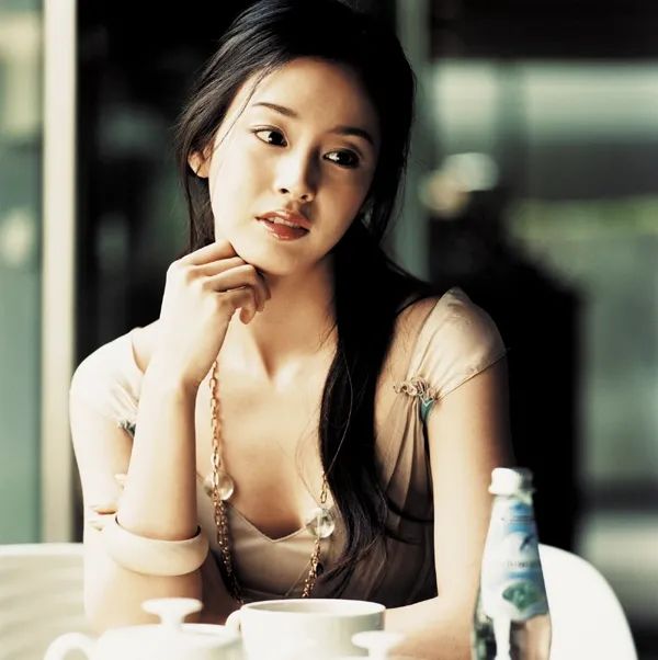 十大韩国明星美艳妻子！各种各样美丽的多姿都很性感很有魅力