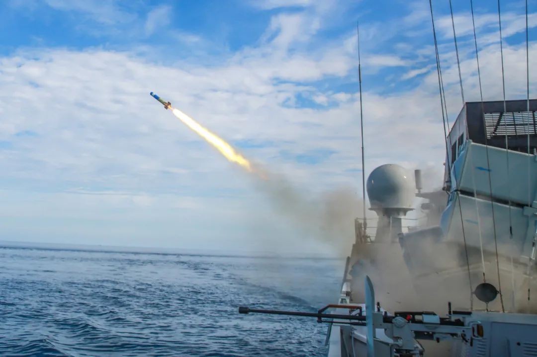 Ⱥ�ǻ���֮�£��Ϻ��������ģʵ��������й����뱸����ǹ���ӵ�