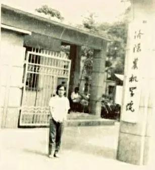 回味洛阳工学院北院的标志性建筑