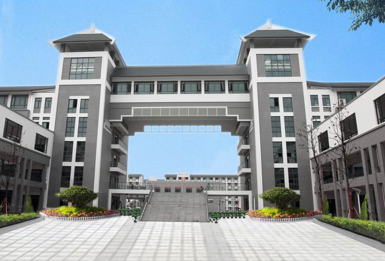 江苏一所大学宣布改名，将“常熟”改为“苏州”，新校名很大气