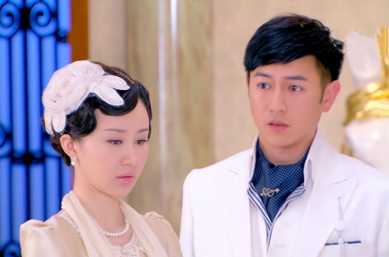 它就是舒畅,陈键锋,乔振宇,吴谨言主演的《烽火佳人》,这部剧的服化有