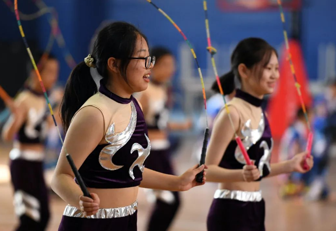 高考最新改革：英语降至50分，体育增至50分，开始抓素质教育了？