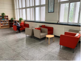 超舒适！陕西高校图书馆开放“豪华”共享空间！ 网友：想去学习了