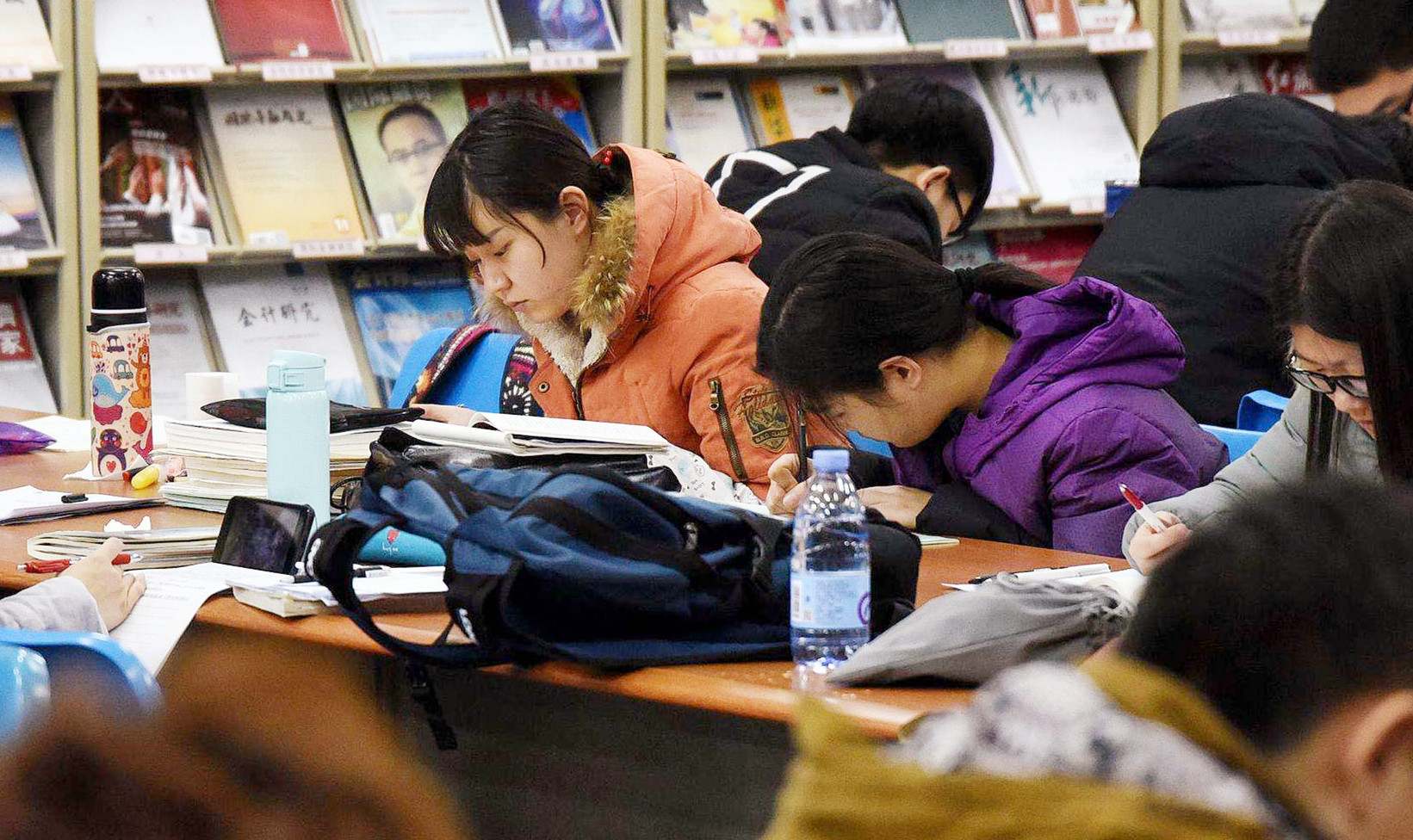 考研学校：北上广等发达地区普通一本VS偏远211大学，如何选择？