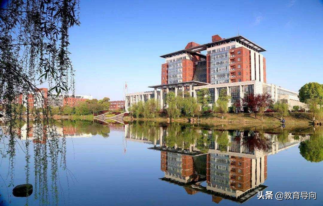 这4所“双非”高校报考人数激增，录取分数线会上涨，考生需注意