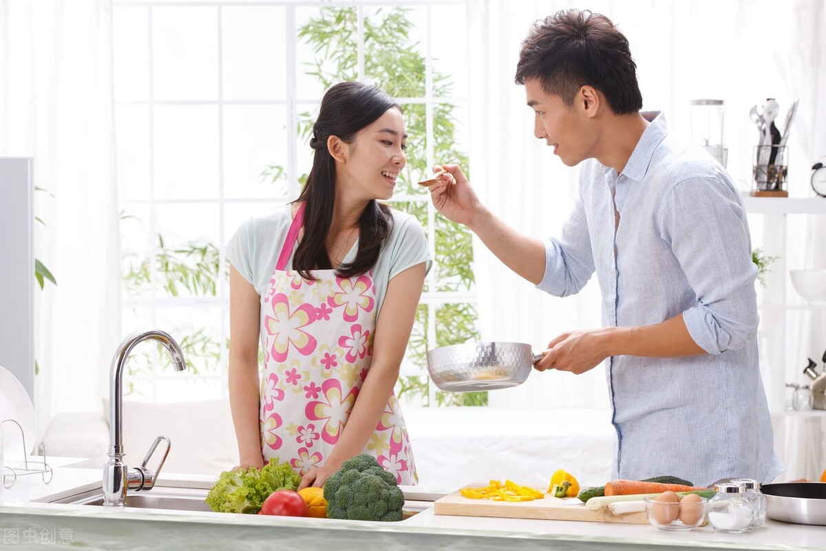 婚姻中的夫妻也是男女搭配，这样做就能生活不累