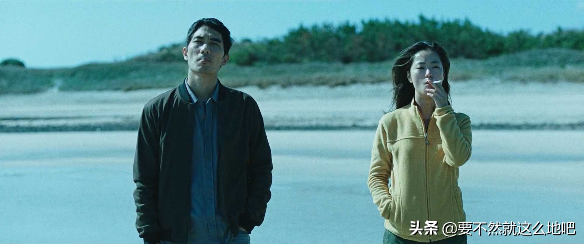 韩国黑帮电影《乐园之夜》：女人上一秒被调戏，下一秒杀人如蚁