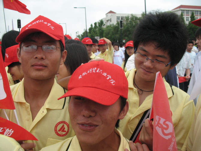 宿松奥运会火炬经过哪些地方(小伙伴们还记得2008年奥运会时各地火炬传递的情景么)