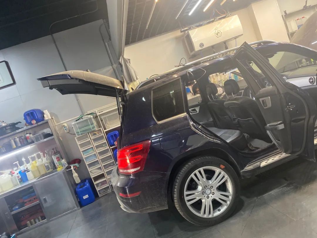怪兽修车：翻新一辆15年奔驰GLK260，最终满血复活变新车