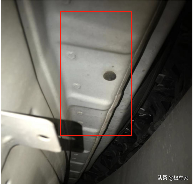 奔驰S65L车主的痛，3年掉价200多万？网友：没了西安一套房