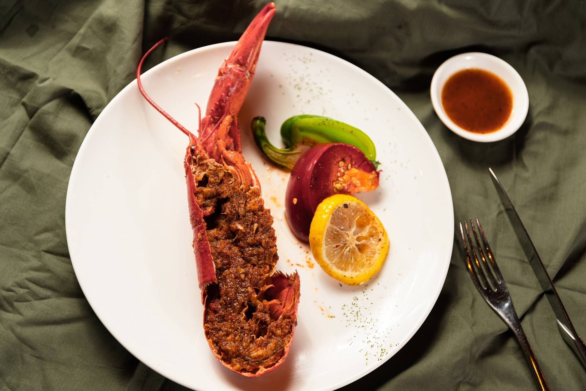 佛山希尔顿奢华海鲜自助晚餐!50种海鲜畅吃,网友:太壕了